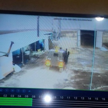 قوات الأحتلال تداهم مزرعة دواجن في بلدة السيلة الحارثية غرب جنين