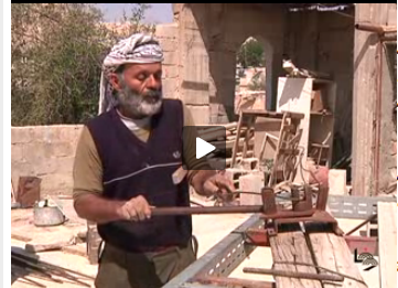 أبو عبيد عقيد سابق في الأمن الوطني الفلسطيني وعامل بناء "ضرير" (قصة نجاح)