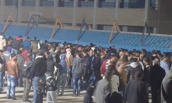 بالصور..إصابة 10 مواطنين نتيجة انهيار مظلة حديدية في يعبد جنوب جنين