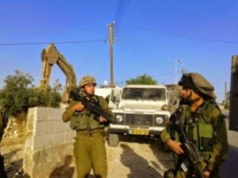 شوفه جنوب طولكرم .. بوابة حديدية تقتل الحياة !