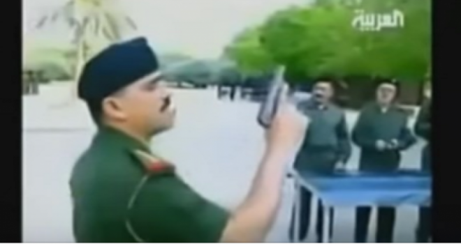 فيديو| شاهد ماذا فعل "صـدام حـسـيـن" بوزرائه!