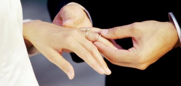 5 أوقات يجب أن تتخلي فيها عن دبلة الخطوبة أو الزواج