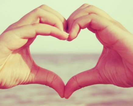 لماذا نشعر بالحب ؟ اليك بعض اسبابه