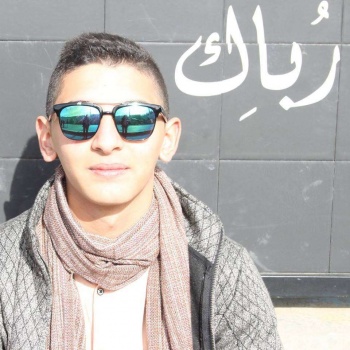 حلم نضال الأبيض ، ما زال يعانق الواقع الأسود"