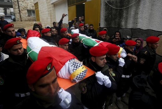 جماهير غفيرة تشيع الشهداء شوامرة وعمرو من القدس وطقاطقة من بيت فجار