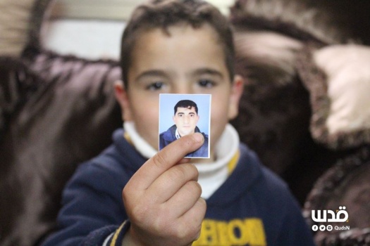 أمجد السكري لا يستجيب لاتصالات طفله