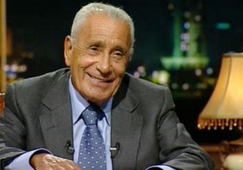 الإعلامي العربي محمد حسنين هيكل في ذمة الله