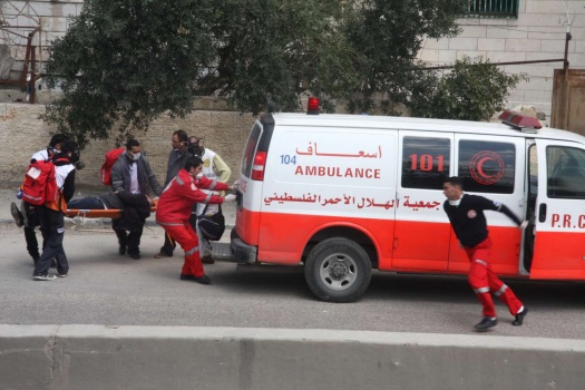 استشهاد طفل وإصابة شقيقه بإنفجار بمنزلهم بمعسكر جباليا شمال قطاع غزة
