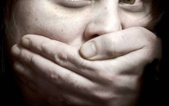 أوهمها بالحب ليشبع غرائزه فكان جزاؤه عاهة مستديمة