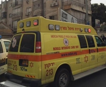 مصرع عامل فلسطيني سقط من علو