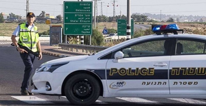 غرامة التحدث بالهاتف الخلوي في شوارع الضفة اثناء السياقه 3 آلاف شيقل وسحب رخصة