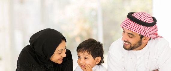 دعوة تطالب بإجازة "أبوّة" لمدة 6 أشهر بالسعودية.. ماذا عن المتزوّج بأربعة؟