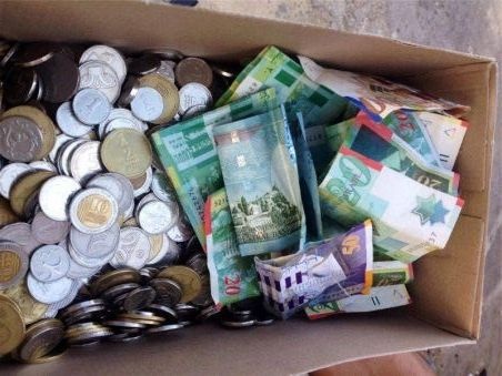 القبض على متسول يجمع تبرعات باسم جمعية للأيتام في الخليل