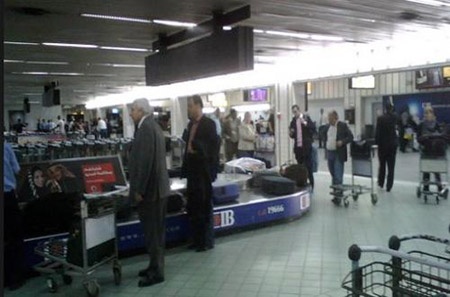 مطار القاهرة يحبط تهريب 91 ساعة تجسس و12جهاز GBS