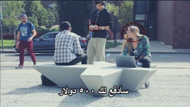 فيديو| شاب يحاول اقناع فتاة ليل بالتخلي عن عملها .. شاهد ماذا كان ردها