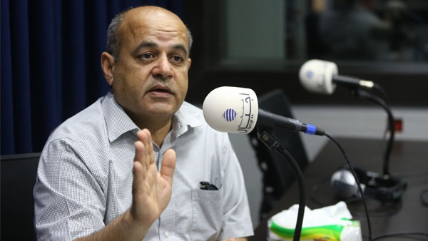 حملة "الكرت الأزرق" يواجهون صعوبات بالسفر
