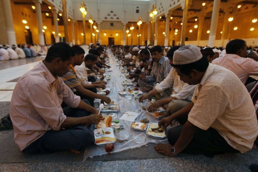 كم ساعة ستصوم "فلسطين" في رمضان ؟