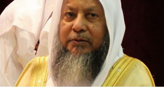 بالفيديو.. آخر تلاوة للشيخ محمد أيوب في صلاة العشاء قبل وفاته بساعات