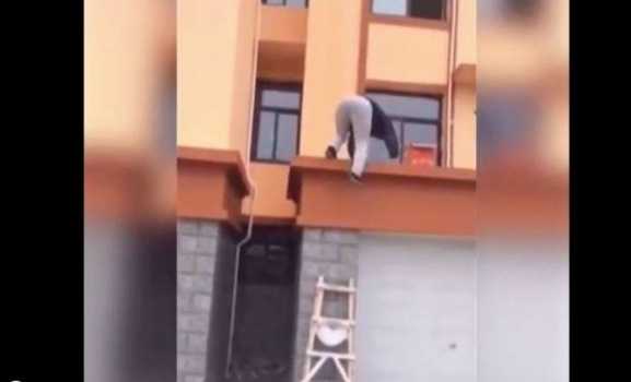 فيديو| يقال ان العقل زينة...للتأكد من هذه المقولة شاهد الفيديو !