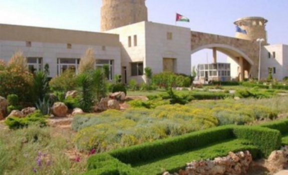 شاب يقتل ابنة شقيقه طعنا داخل جامعة العلوم والتكنولوجيا