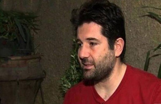 فلسطيني يعلن وفاة 4 من عائلته بحادث الطائرة المصرية