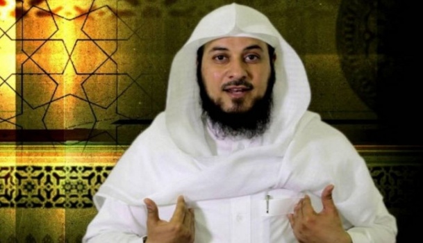 بالصور : تغريدة للعريفي تسببت في طلاق سعودية من زوجها