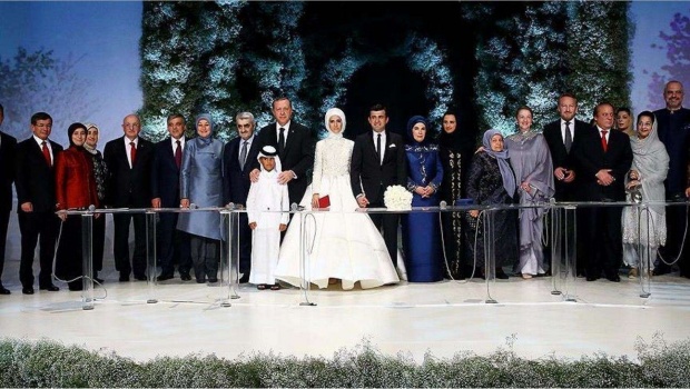 فيديو|عقد قران 'سمية' كريمة الرئيس أردوغان على 'سلجوق بيرقدار'