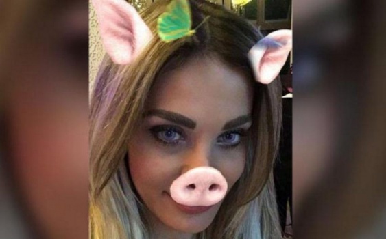شاهد بالفيديو : دومينيك حوراني تشبّه نفسها بالخنزير !