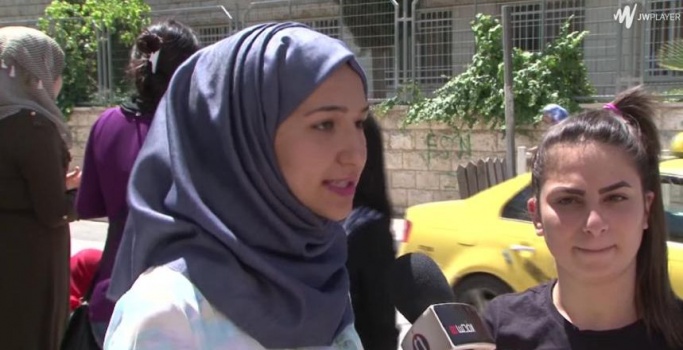 [فيديو] الطلاب اكثر ارتياحا من الطالبات في جلسة امتحان اللغة العربية الثانية