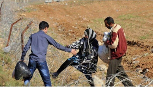 حرس الحدود التركي يقتل 8 سوريين بينهم 4 أطفال حاولوا العبور إلى تركيا هربا من داعش