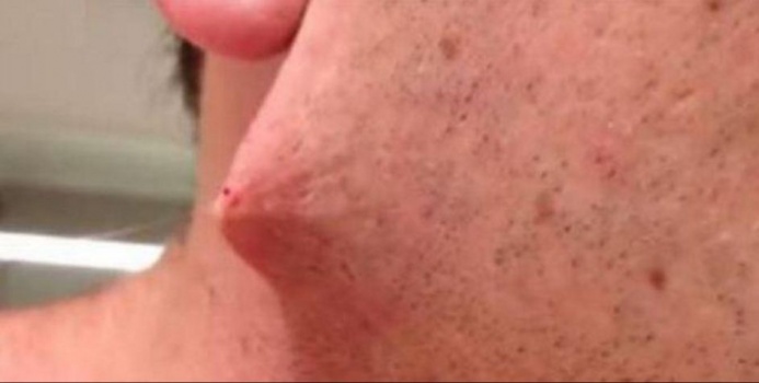 فيديو: رجل اراد حلاقة لحيته لكنه تفاجئ عندما رأى .... !