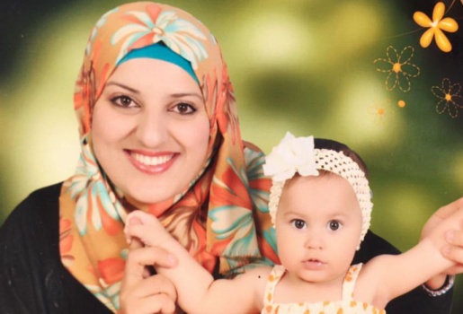 نسرين حماد.. المربية التي صادقت الشهادة في تركيا !