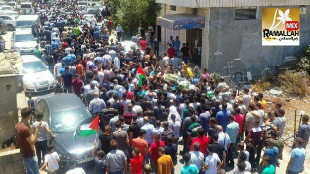 بالصور..تشييع جثمان العميد ياسر نزال في قباطية جنوب جنين بموكب عسكري وشعبي