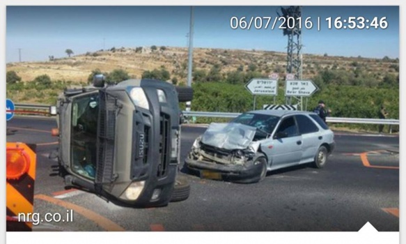 إصابة فلسطيني و3 جنود بعملية "اصطدام" شمالي الخليل