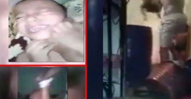 بالفيديو.. أب مغربي يعذب أبناءه بطريقة وحشية ليجبر والدتهم على ترك عملها!