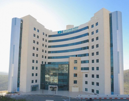 المستشفى الاستشاري رفض استقبال اصابات قرية المزرعة الغربية .. والمشفى يبرر