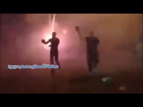 شاهد.. في نابلس أطلقوا الألعاب النارية "بجنون" بمناسبة التوجيهي!
