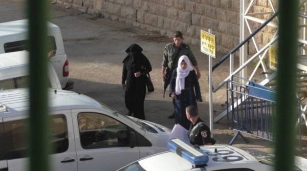 اعتقال فتاة قرب الحرم الابراهيمي بزعم حيازتها سكينًا
