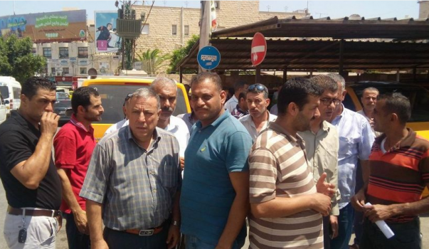 جنين: سائقو النقل العمومي يشتكون سوء مجمعات المركبات العمومية