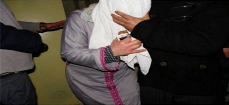 "أم خائنة" قتلت طفلها ليخلو لها الجو مع عشيقها !