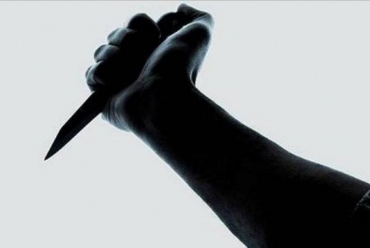 في "دبي" قتلها ووضعها في حقيبة سفر