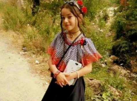 حادثة غريبة وراء موت هذه الطفلة الجميلة