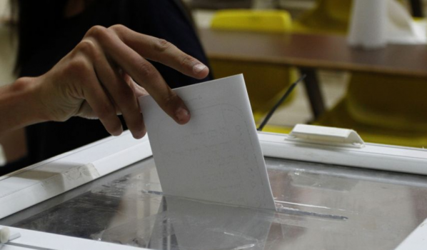 4 فصائل بمنظمة التحرير تتوحد بانتخابات البلديات