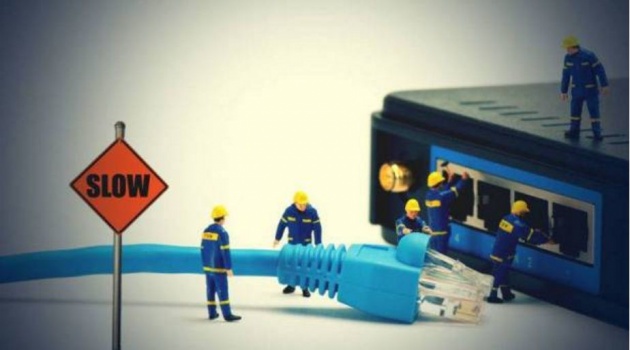 كم يبلغ عدد مشتركي الإنترنت في قطاع غزة؟