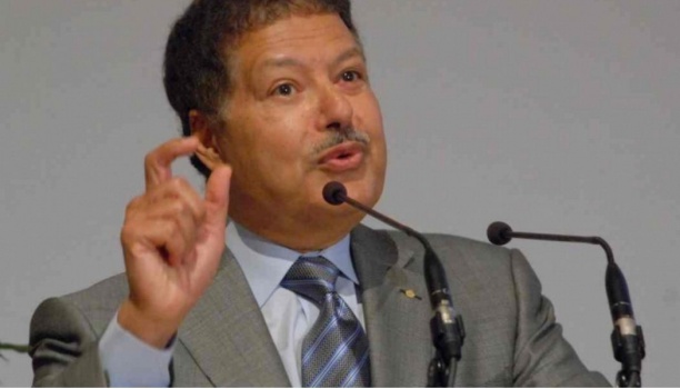 16 معلومة لا تعرفها عن العالم المصري الراحل أحمد زويل