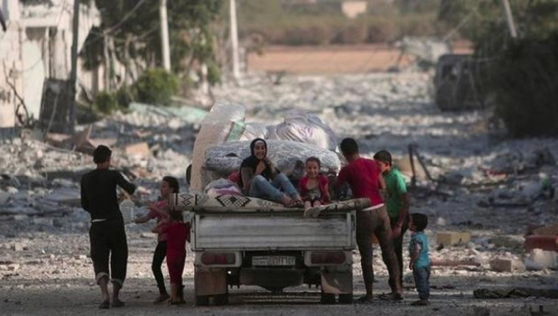 عن علي وعمران وغيرهما.. 100 ألف طفل محاصر في حلب