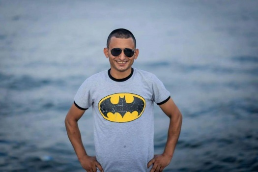 "فيديو" لسقطاته الدينية والوطنية والقانونية 'لينس' تفسخ عقدها مع عادل المشوخي