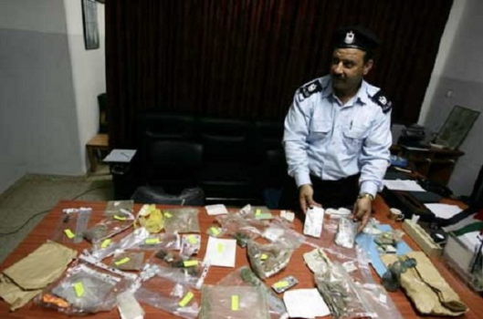 الشرطة تضبط مواد مخدرة في جنين