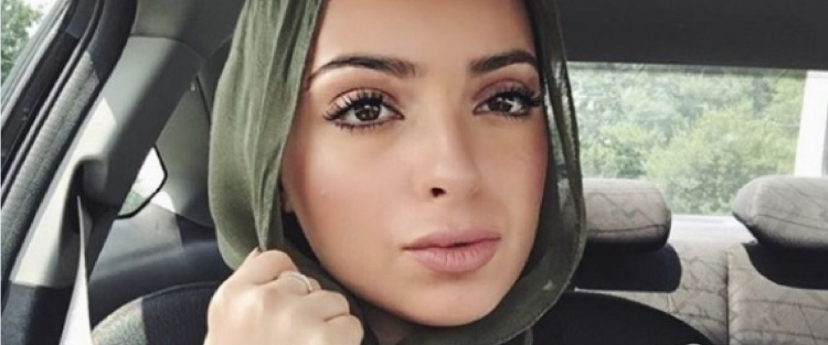 بالفيديو...محجبة تظهر على صفحات Playboy لأول مرة في تاريخ المجلة الجنسية