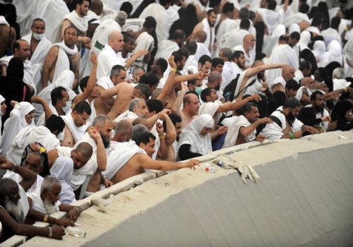 حاجة مصرية ترجم زوجها بدلاً من إبليس في جمرة العقبة